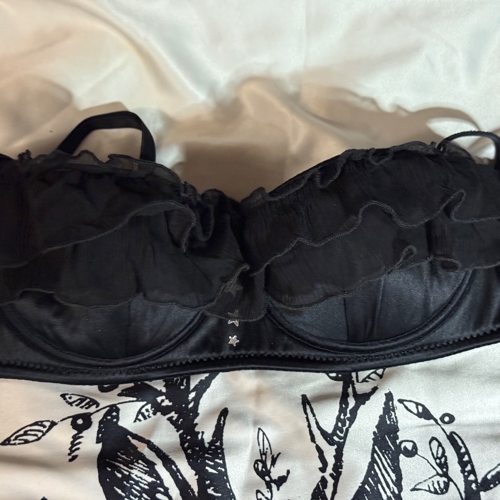 Intimissimi Convertible Ruffly Bra top with Stars - SM/34B